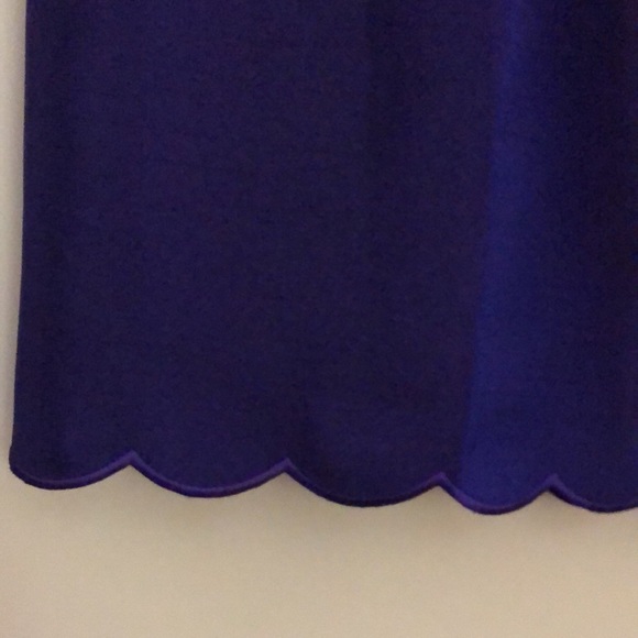 Kasper fully lined purple shiny polyester dress, neck and bottom detail. - Picture 3 of 8